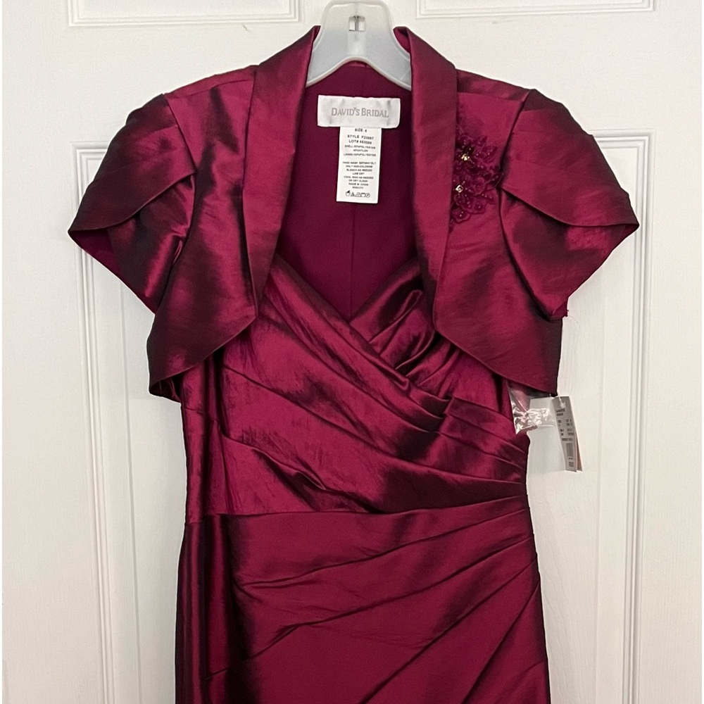 Iridescent Wine Colored Cocktail/Special Occasion Dress by Davis’s Bridal Size 4